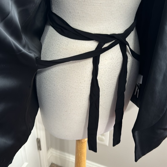 Zara Studio long sleeve black open blazer, size M - Picture 8 of 12